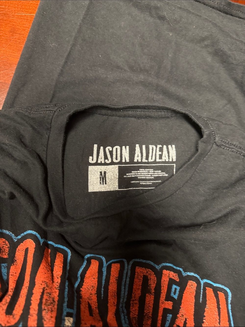 Jason Aldean Concert tee - Picture 3 of 3
